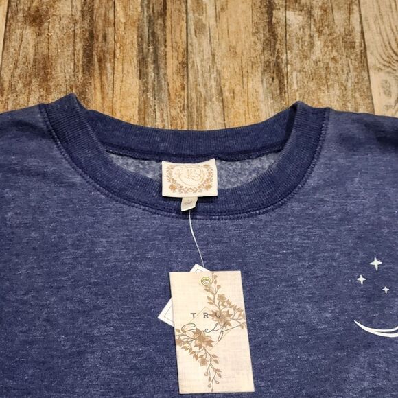 🔸️NWT Tru Self Blue Celestial Long Sleeve Sweatshirt Large - Picture 5 of 14